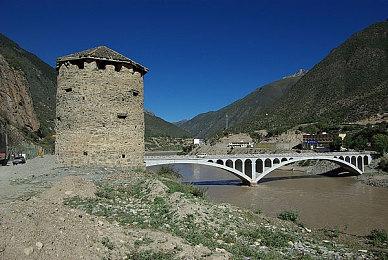 虚幻5《恐龙危机》粉丝概念预告 美女大战恐龙